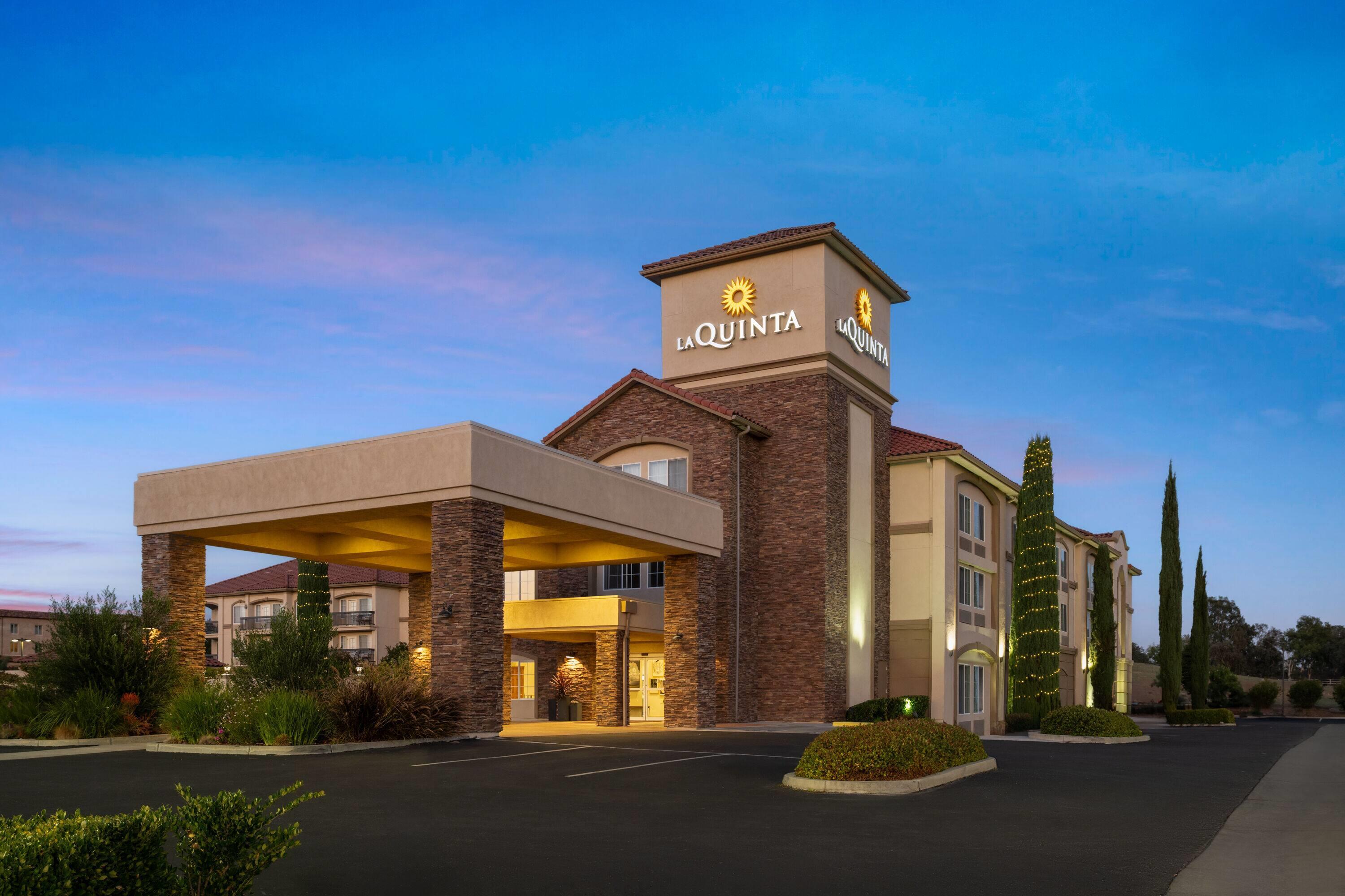 Exterior | La Quinta Inn & Suites by Wyndham Paso Robles