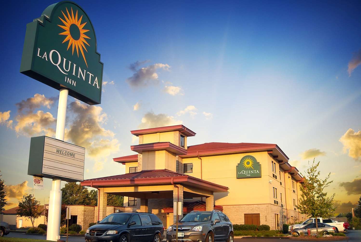 La Quinta Inn Southwest Springfield, MO See Discounts