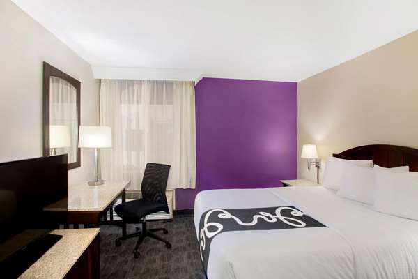 Suite - La Quinta Inn Southwest Springfield