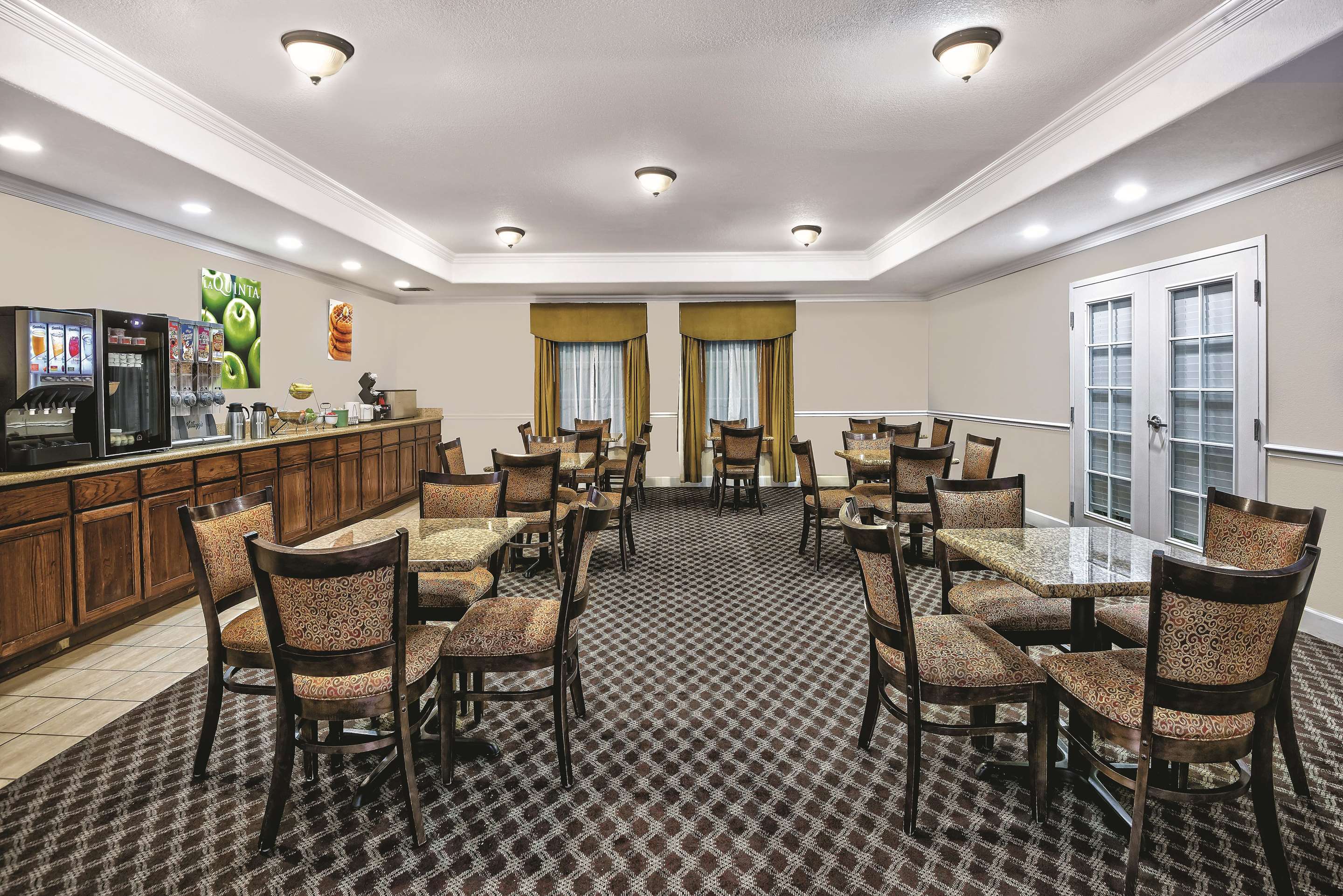 Property amenity | La Quinta Inn & Suites by Wyndham Stephenville