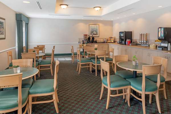  - La Quinta Inn & Suites Airport Fort Myers - I-75, Exit 131