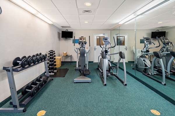 Fitness/ Exercise Room - La Quinta Inn & Suites Airport Fort Myers - I-75, Exit 131