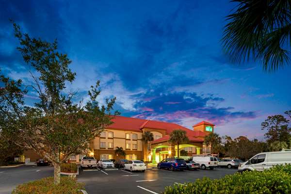 Exterior view - La Quinta Inn & Suites Airport Fort Myers - I-75, Exit 131