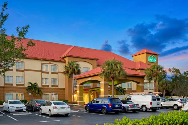 Exterior view - La Quinta Inn & Suites Airport Fort Myers - I-75, Exit 131