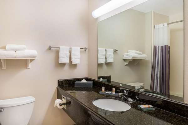  - La Quinta Inn & Suites Airport Fort Myers - I-75, Exit 131