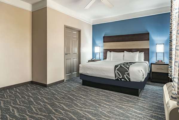  - La Quinta Inn & Suites West Phoenix - I-10, Exit 137 & 139