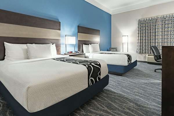  - La Quinta Inn & Suites West Phoenix - I-10, Exit 137 & 139