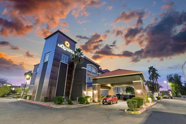 Exterior view - La Quinta Inn & Suites West Phoenix - I-10, Exit 137 & 139