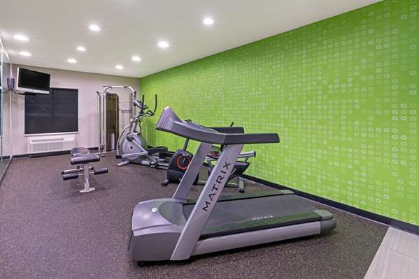 Fitness/ Exercise Room - La Quinta Inn & Suites West Phoenix - I-10, Exit 137 & 139