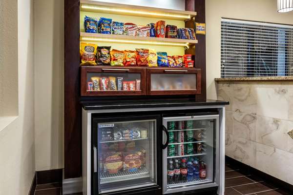  - La Quinta Inn Sandusky