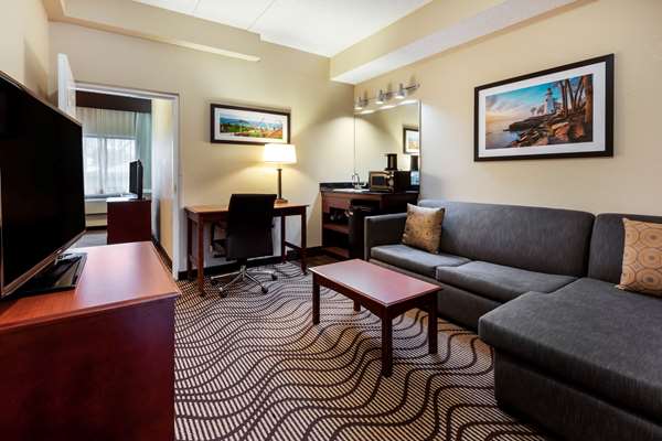 Suite - La Quinta Inn Sandusky