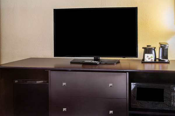  - La Quinta Inn Airport Oakland