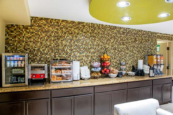  - La Quinta Inn Airport Oakland