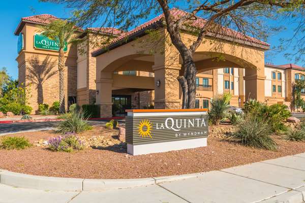 Exterior view - La Quinta Inn & Suites Airport South Las Vegas