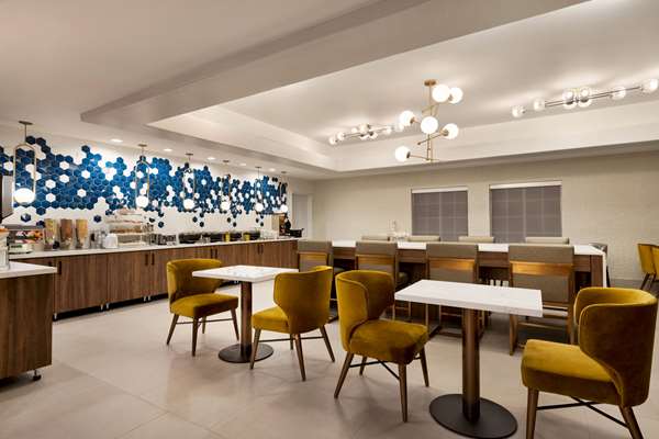  - La Quinta Inn Port Arthur