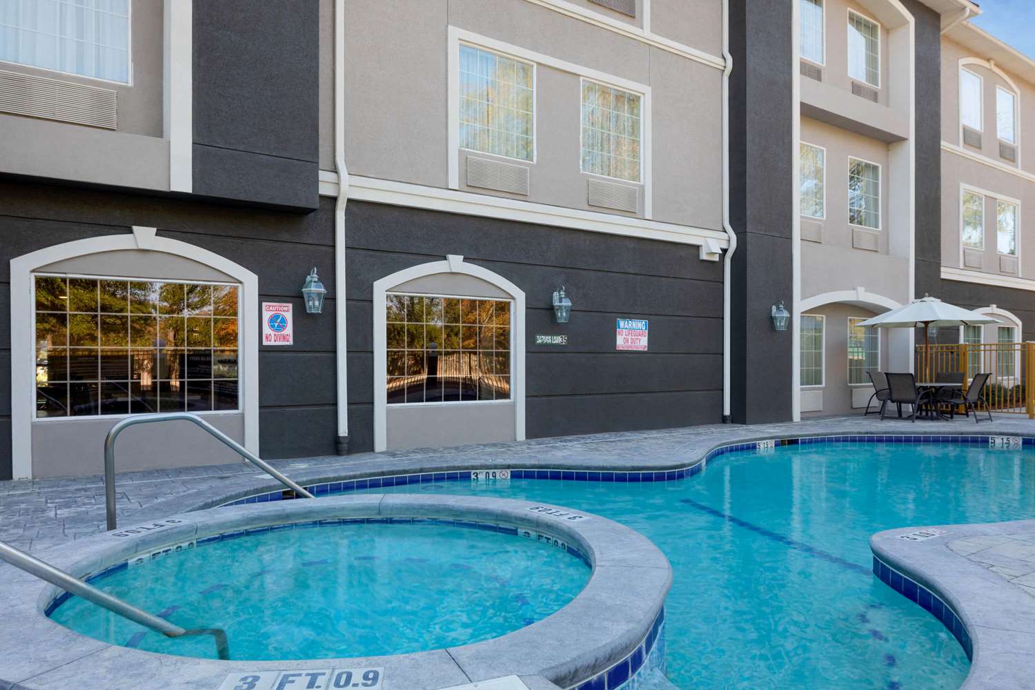 La Quinta Inn & Suites Pooler, GA See Discounts