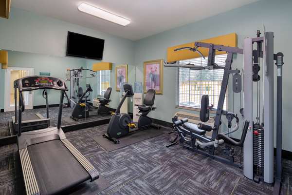Fitness/ Exercise Room - La Quinta Inn & Suites Pooler - I-95, Exit 102