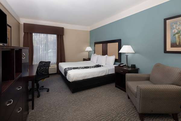  - La Quinta Inn & Suites Pooler - I-95, Exit 102