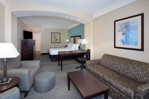  - La Quinta Inn & Suites Pooler - I-95, Exit 102