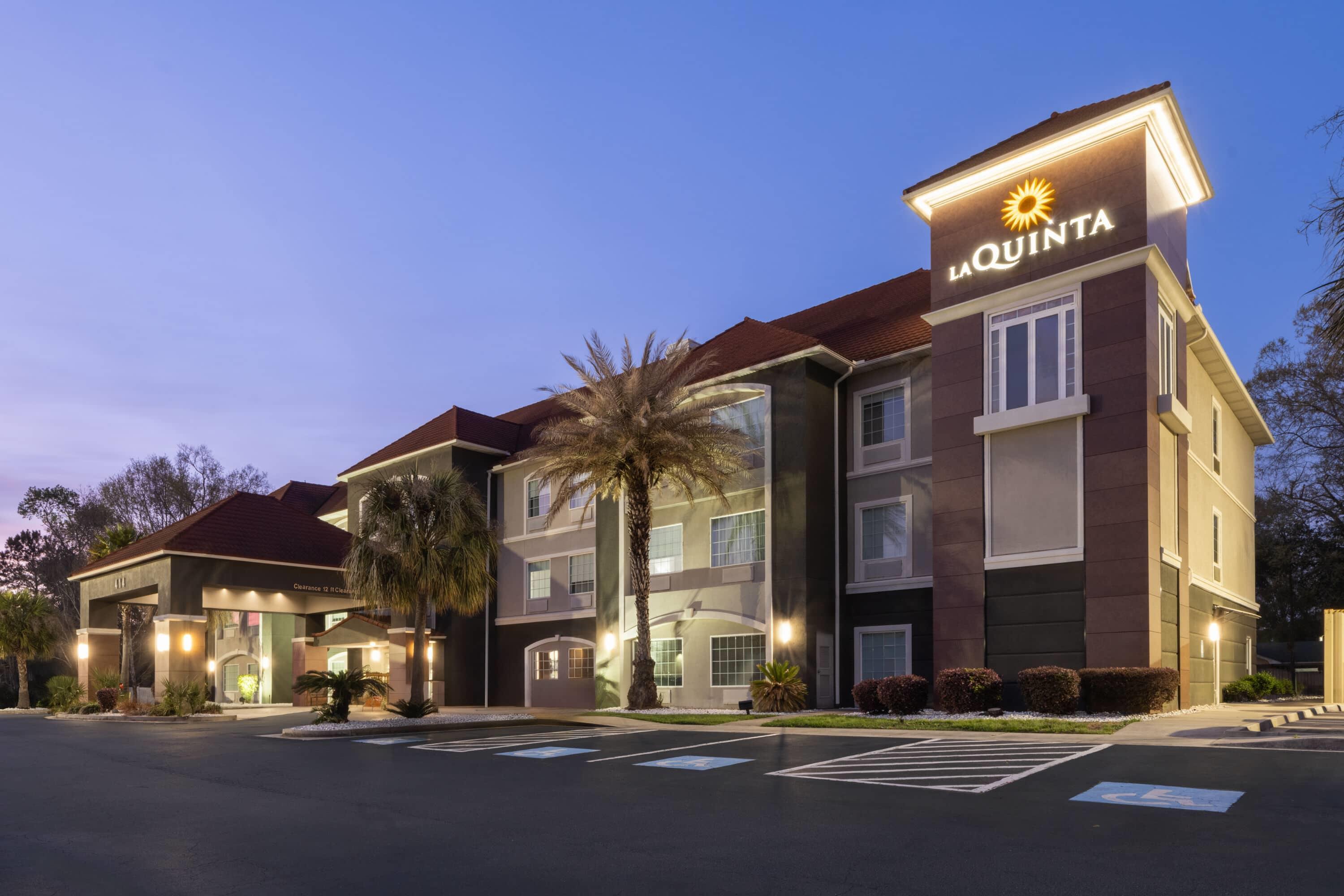 Exterior | La Quinta by Wyndham Savannah Airport - Pooler