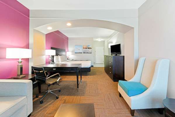 Suite - La Quinta Inn & Suites Winnie - I-10, Exit 829