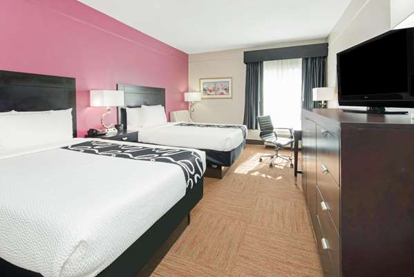  - La Quinta Inn & Suites Winnie - I-10, Exit 829