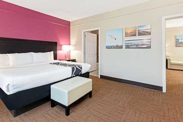 Suite - La Quinta Inn & Suites Winnie - I-10, Exit 829