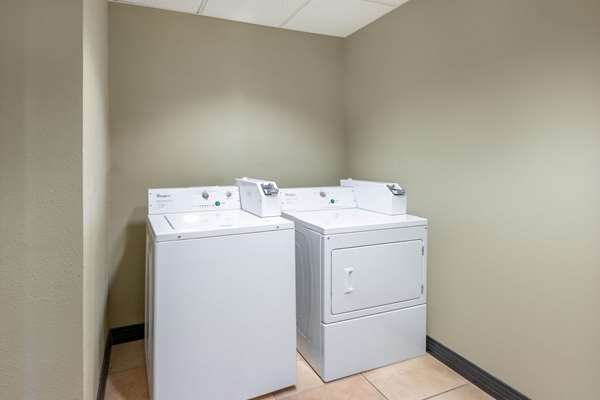 Amenities - La Quinta Inn & Suites Tucumcari - I-40, Exit 332