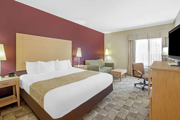  - La Quinta Inn & Suites Tucumcari - I-40, Exit 332