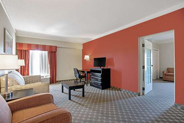 Suite - La Quinta Inn & Suites Panama City Beach
