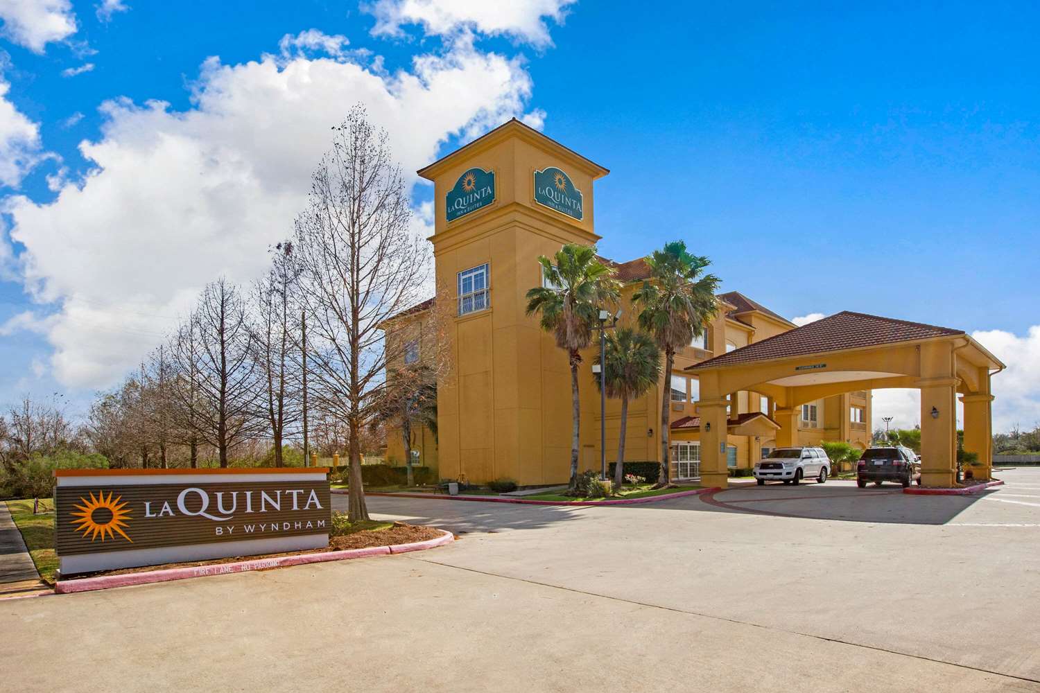 La Quinta Inn Pearland, TX See Discounts