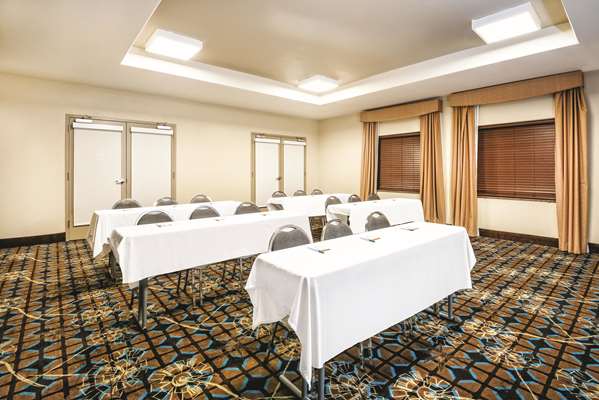  - La Quinta Inn & Suites North Stone Oak San Antonio