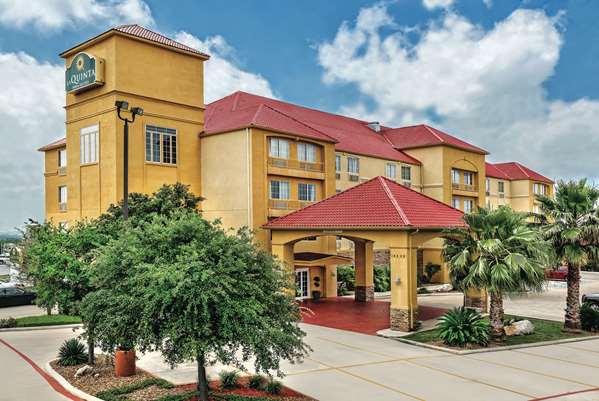 Exterior view - La Quinta Inn & Suites North Stone Oak San Antonio