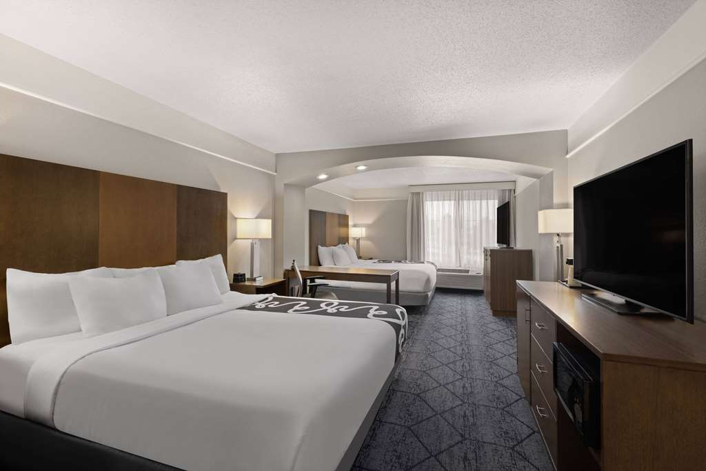 LA QUINTA RAPID CITY-guestroom-Guest Room,On-Site.jpg