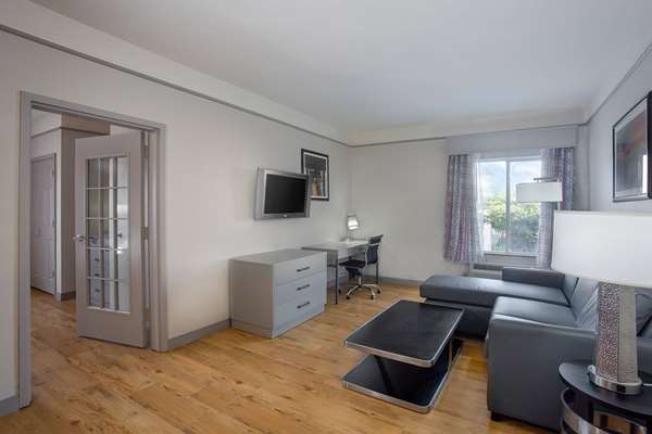 Suite - La Quinta Inn & Suites Daphne - I-10, Exit 38