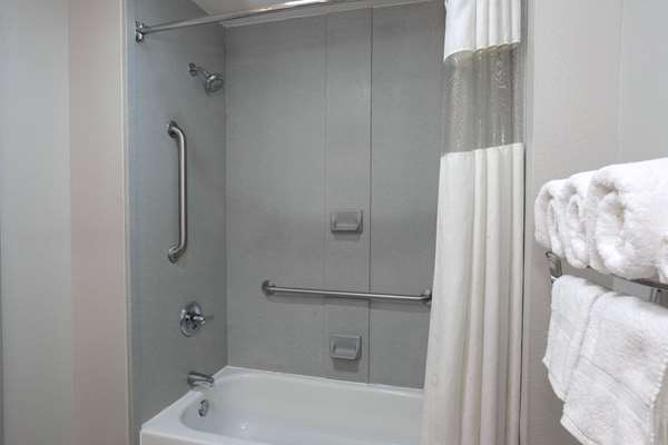  - La Quinta Inn & Suites Daphne - I-10, Exit 38