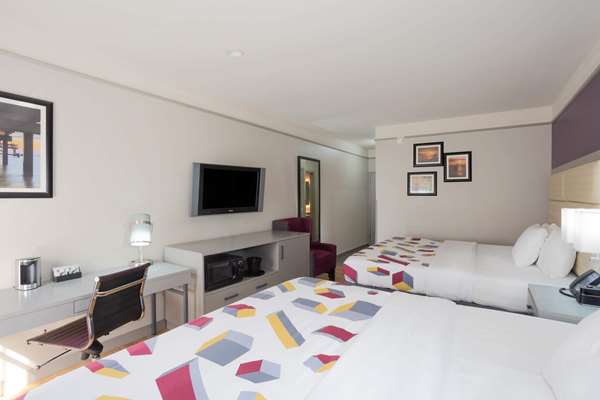  - La Quinta Inn & Suites Daphne - I-10, Exit 38