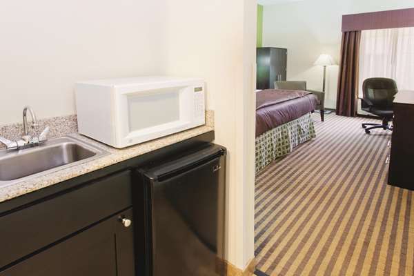  - La Quinta Inn Grove City - I-71, Exit 100