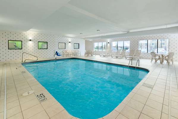 Pool - La Quinta Inn Grove City - I-71, Exit 100