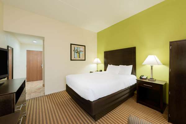  - La Quinta Inn Grove City - I-71, Exit 100