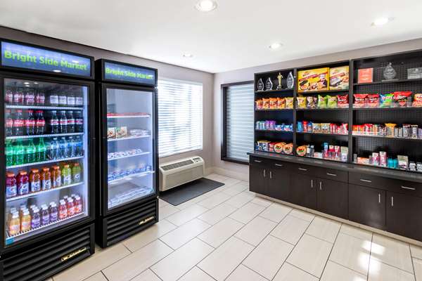  - La Quinta Inn & Suites Roswell