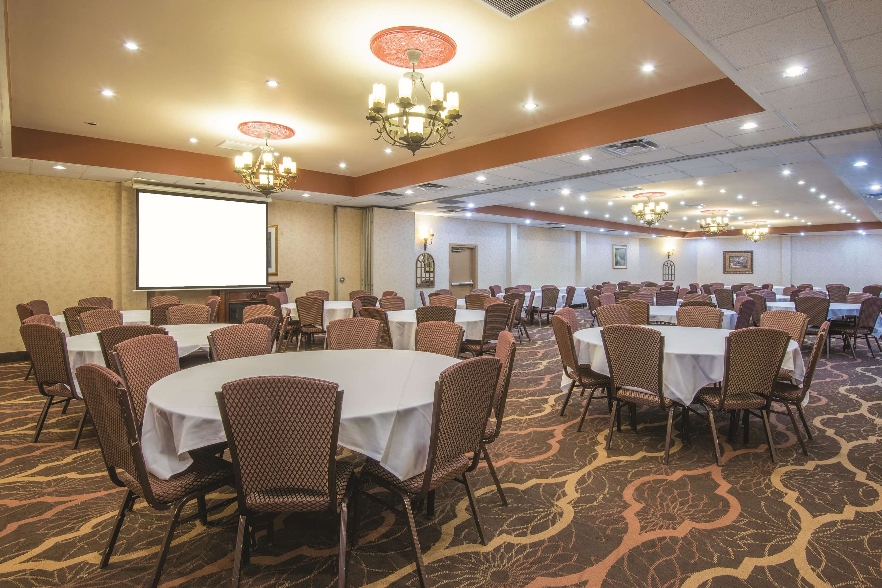 Meeting Room | La Quinta Inn & Suites by Wyndham Silverthorne - Summit Co