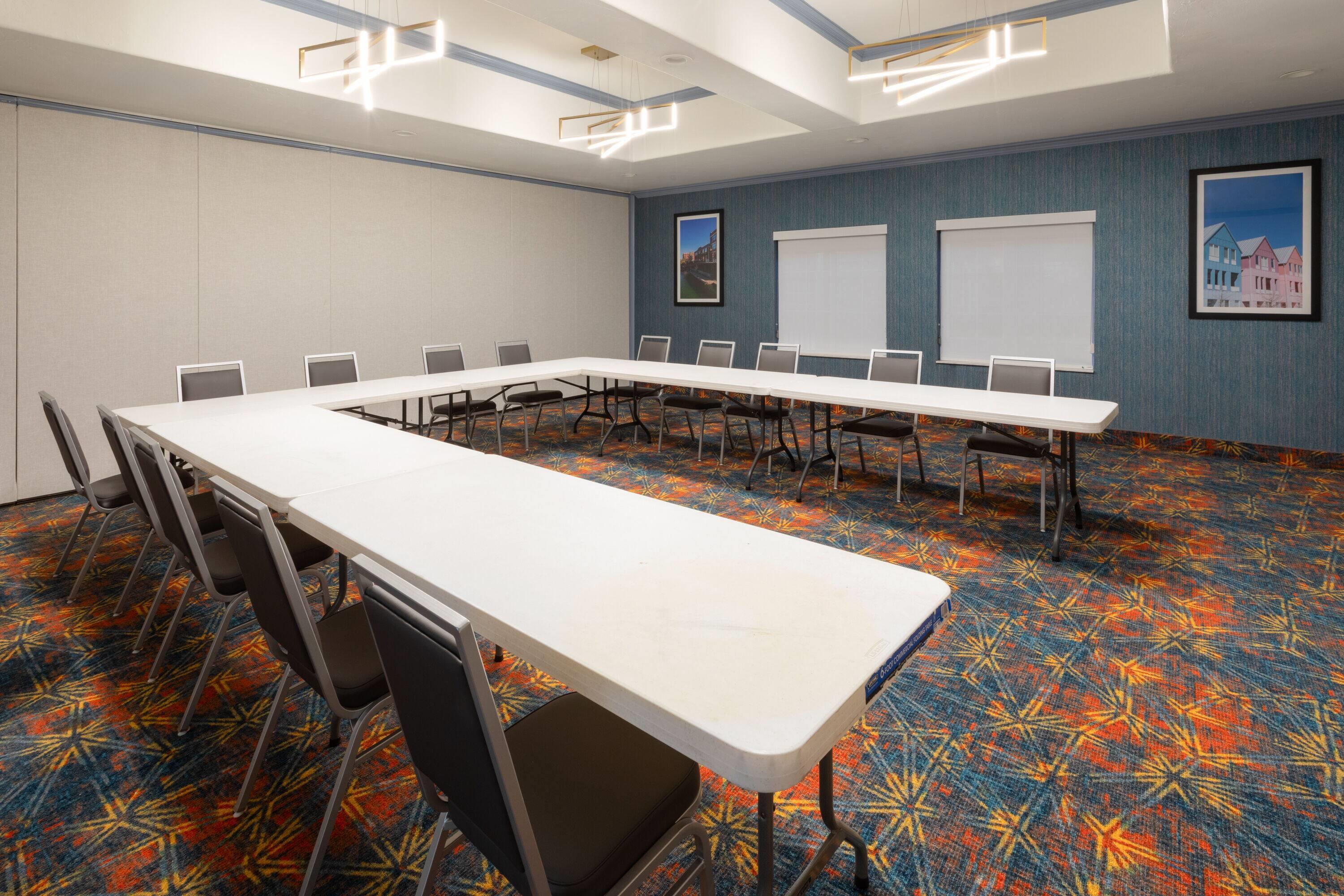 Meeting Room | La Quinta Inn & Suites by Wyndham Oklahoma City - Moore