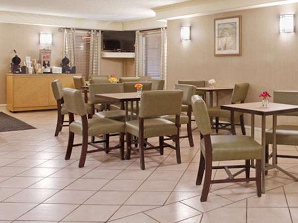 Restaurant - La Quinta Inn North Denver - I-25, Exit 213