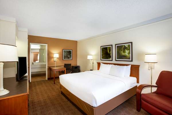  - La Quinta Inn Capitol Austin - I-35, Exit 234C