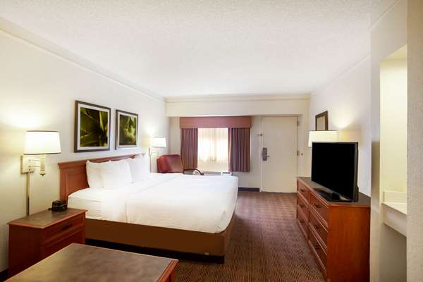  - La Quinta Inn Capitol Austin - I-35, Exit 234C