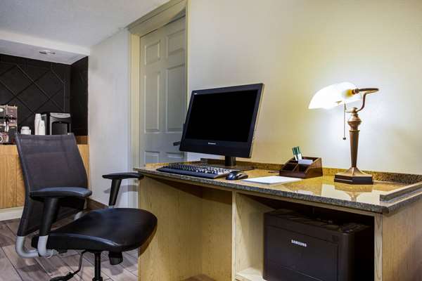 Conference Area - La Quinta Inn Capitol Austin - I-35, Exit 234C