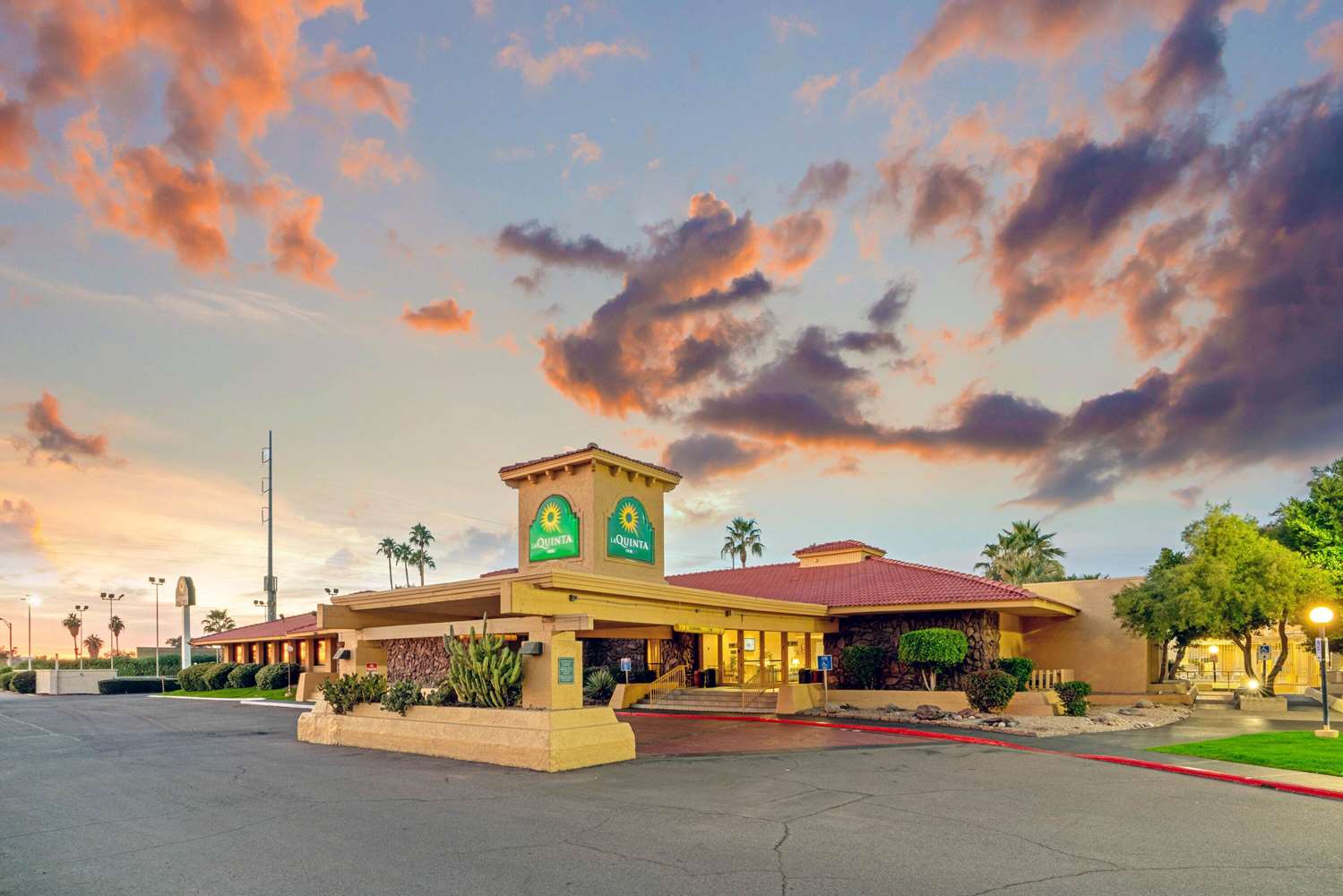 La Quinta Inn North Phoenix I17, Exit 211, AZ See Discounts