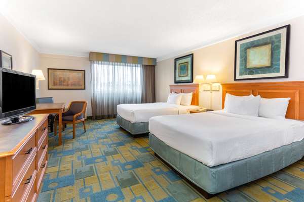  - La Quinta Inn Redding - I-5, Exit 677