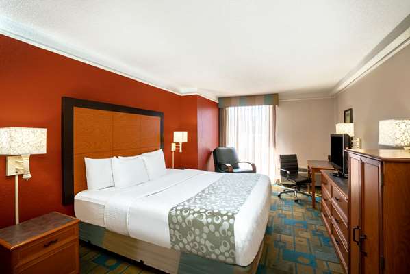  - La Quinta Inn Airport Nashville - I-40, Exit 215